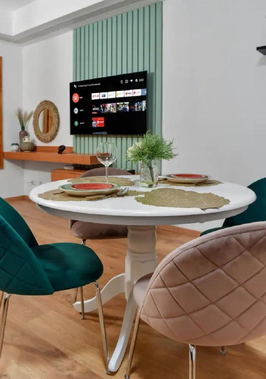 The Flower Clabucet Studio Predeal Εξωτερικό φωτογραφία